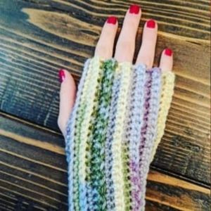 Hand knit fingerless mittens